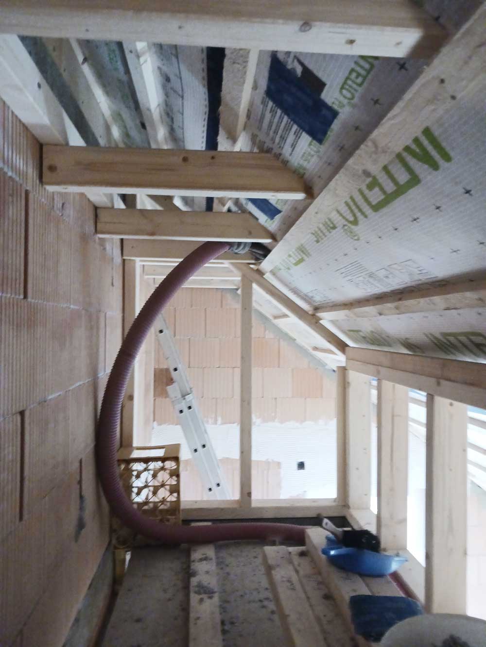 Dämmen-mit-Zellulose_Dachschräge